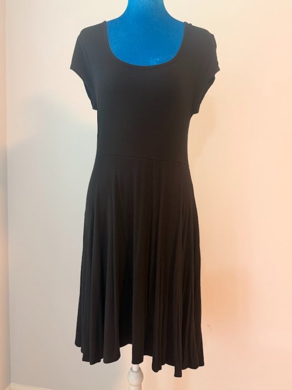 Old Navy Black Fit & Flare Dress Rayon Spandex Soft Stretch Short Sleeve